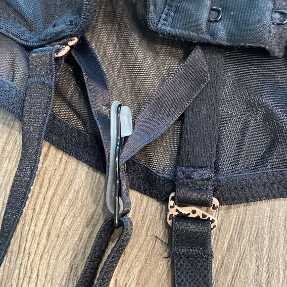 Victoria’s Secret 2011 Black Garter Corset Slip Size 36B - Picture 10 of 12